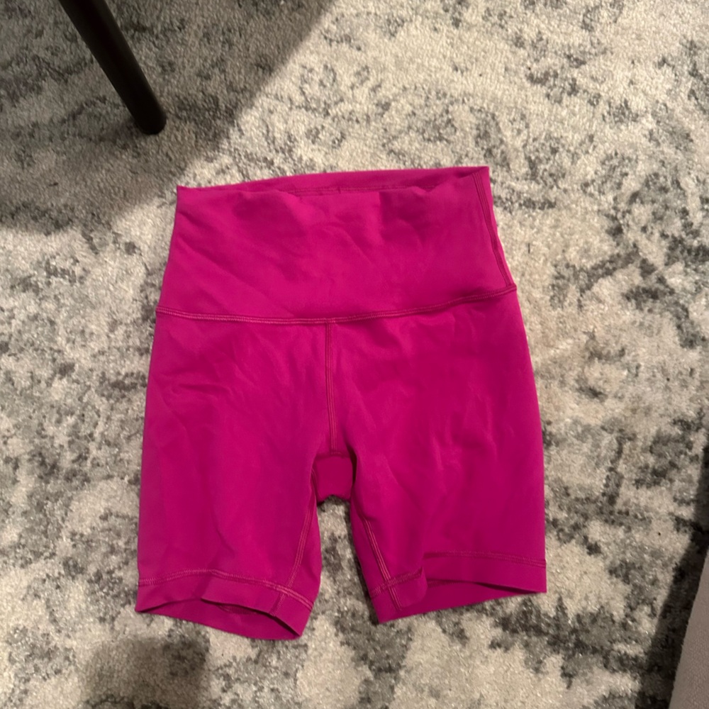 Lululemon Wunder Train High-Rise Short 6”